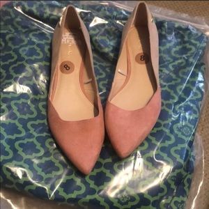 Flat Calvin Klein shoes